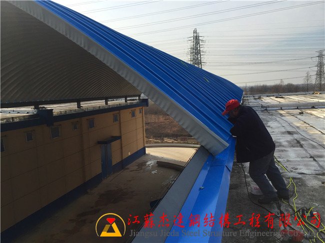 什么是拱形屋頂？拱形屋頂用板材、機(jī)械咬口鎖邊